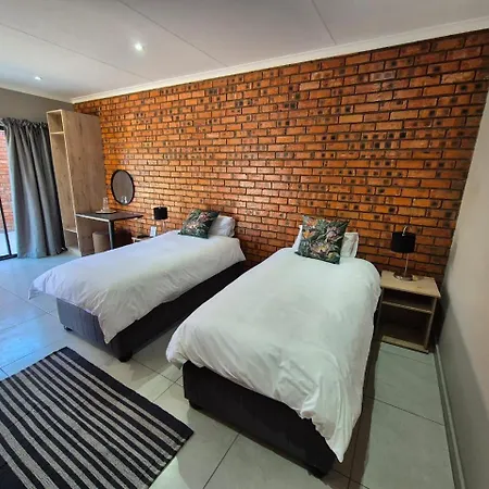 Pro Plants Accommodation Kimberley Exterior photo