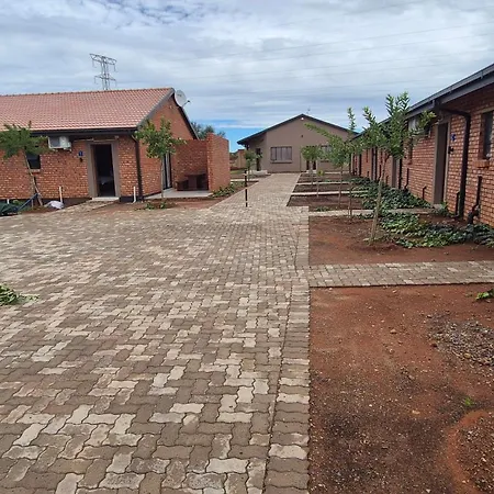 Pro Plants Accommodation Kimberley Exterior photo