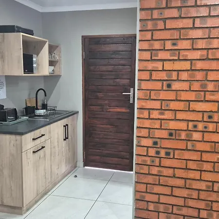 Pro Plants Accommodation Kimberley Exterior photo