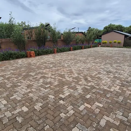 Pro Plants Accommodation Kimberley Exterior photo